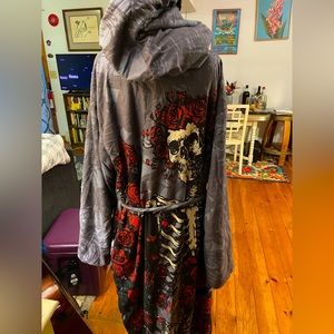 SEC 119 GRATEFUL DEAD “BERTHA”Fleece lined hooded bathrobe! Excellent Cond! L/XL